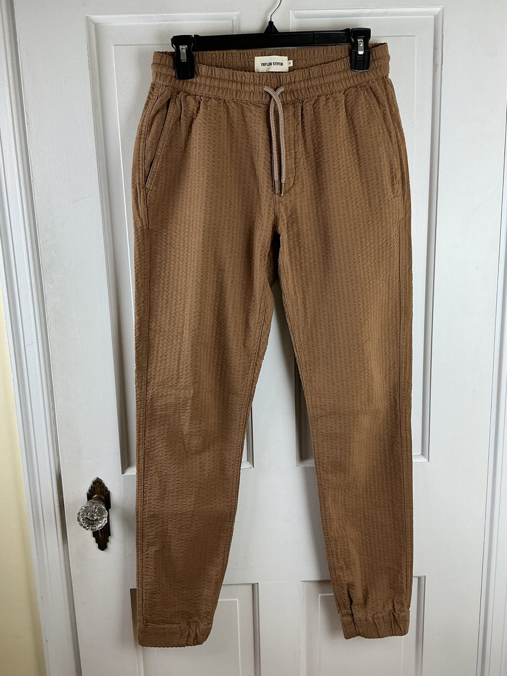 Taylor Stitch Apres Pant in British Khaki Seersucker